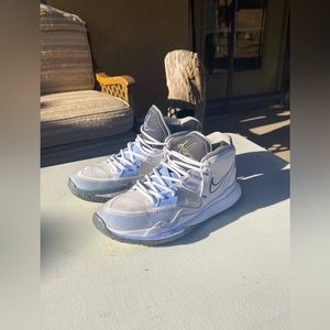 White Nike Kyrie Infinity